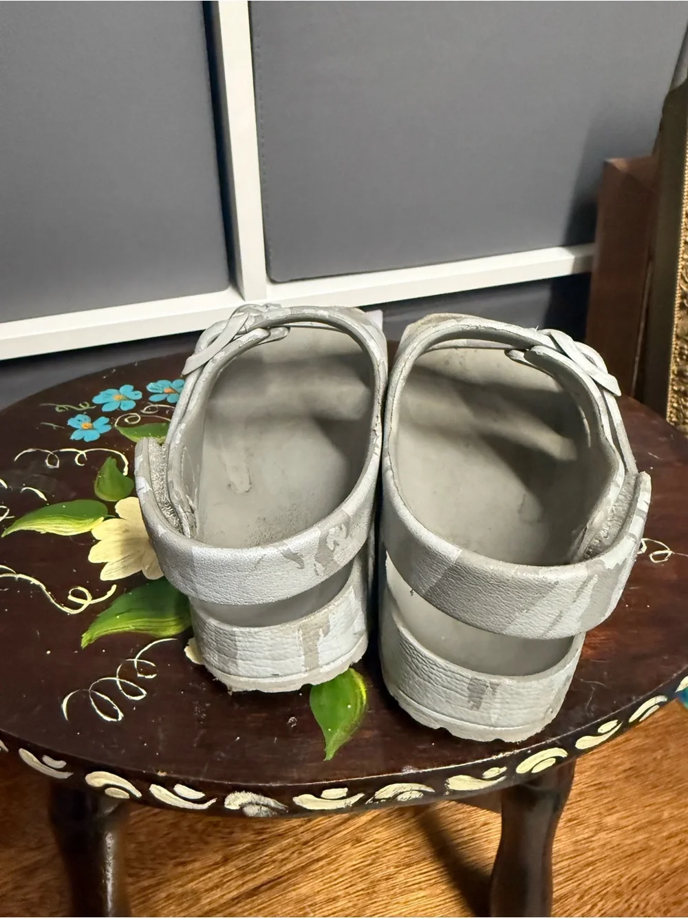 Kids Gray Camo Adjustable Strap Sandals